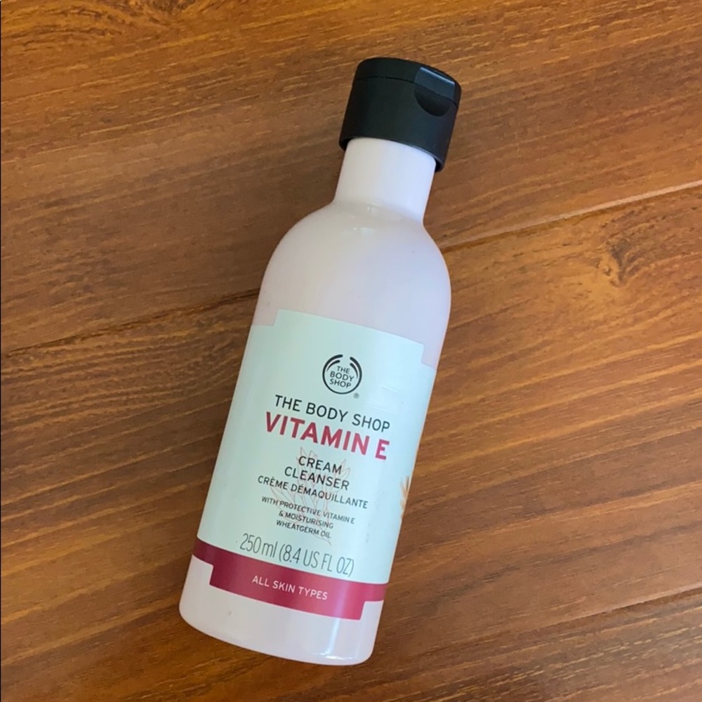 Vitamin e cleanser